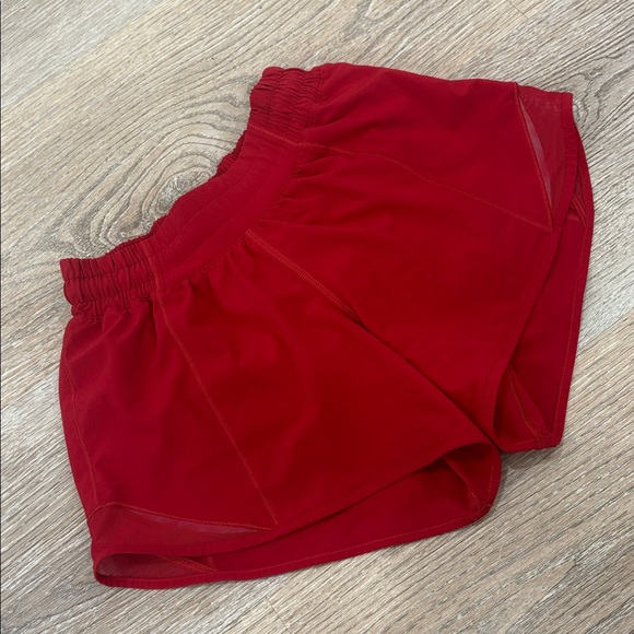Lululemon Hotty Hot High Rise Shorts 2 Tall 3.5” Red Running - Picture 3 of 13